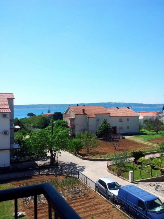 Apartment Maria - Comfortable Каштела Экстерьер фото