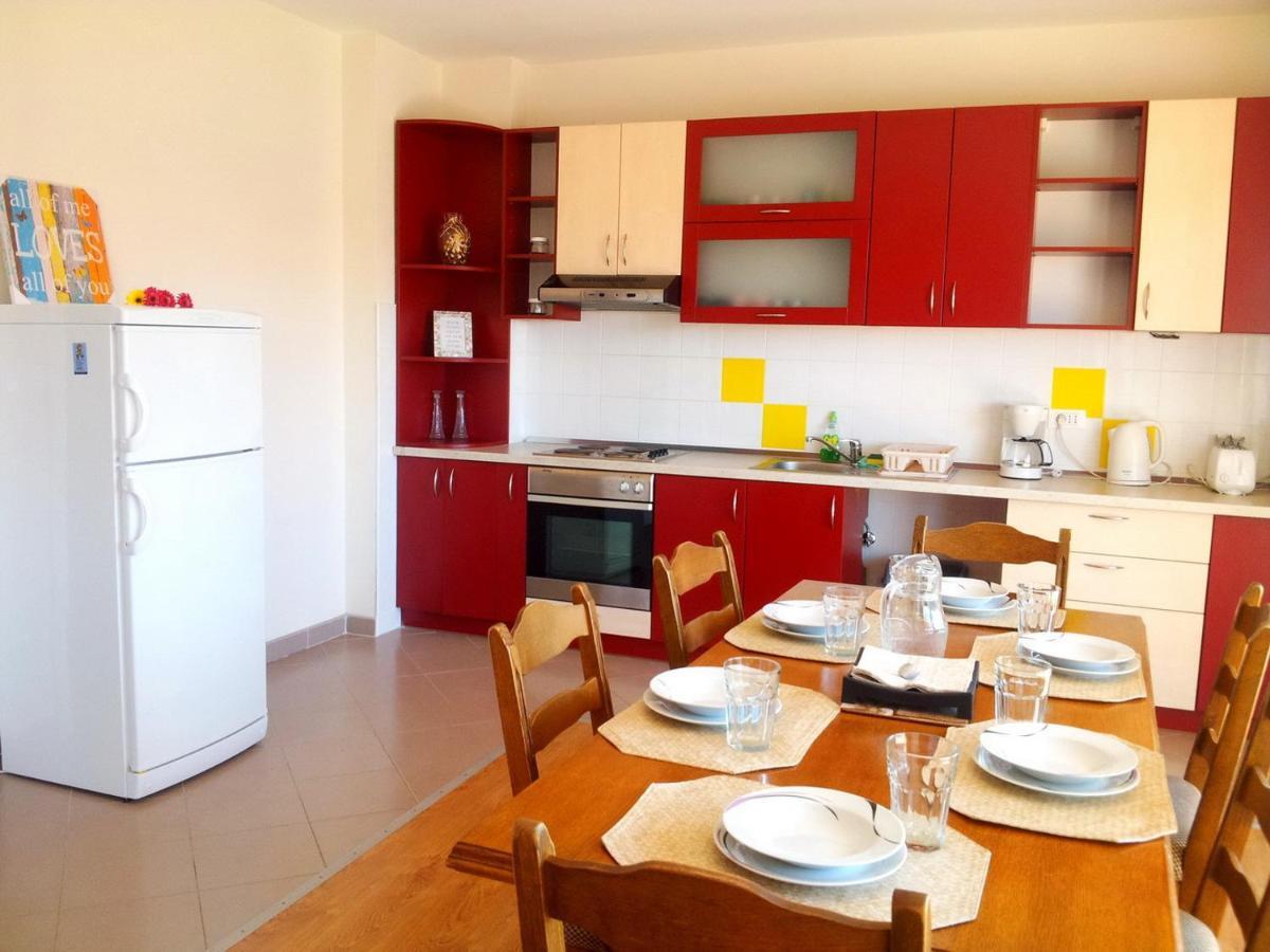 Apartment Maria - Comfortable Каштела Экстерьер фото